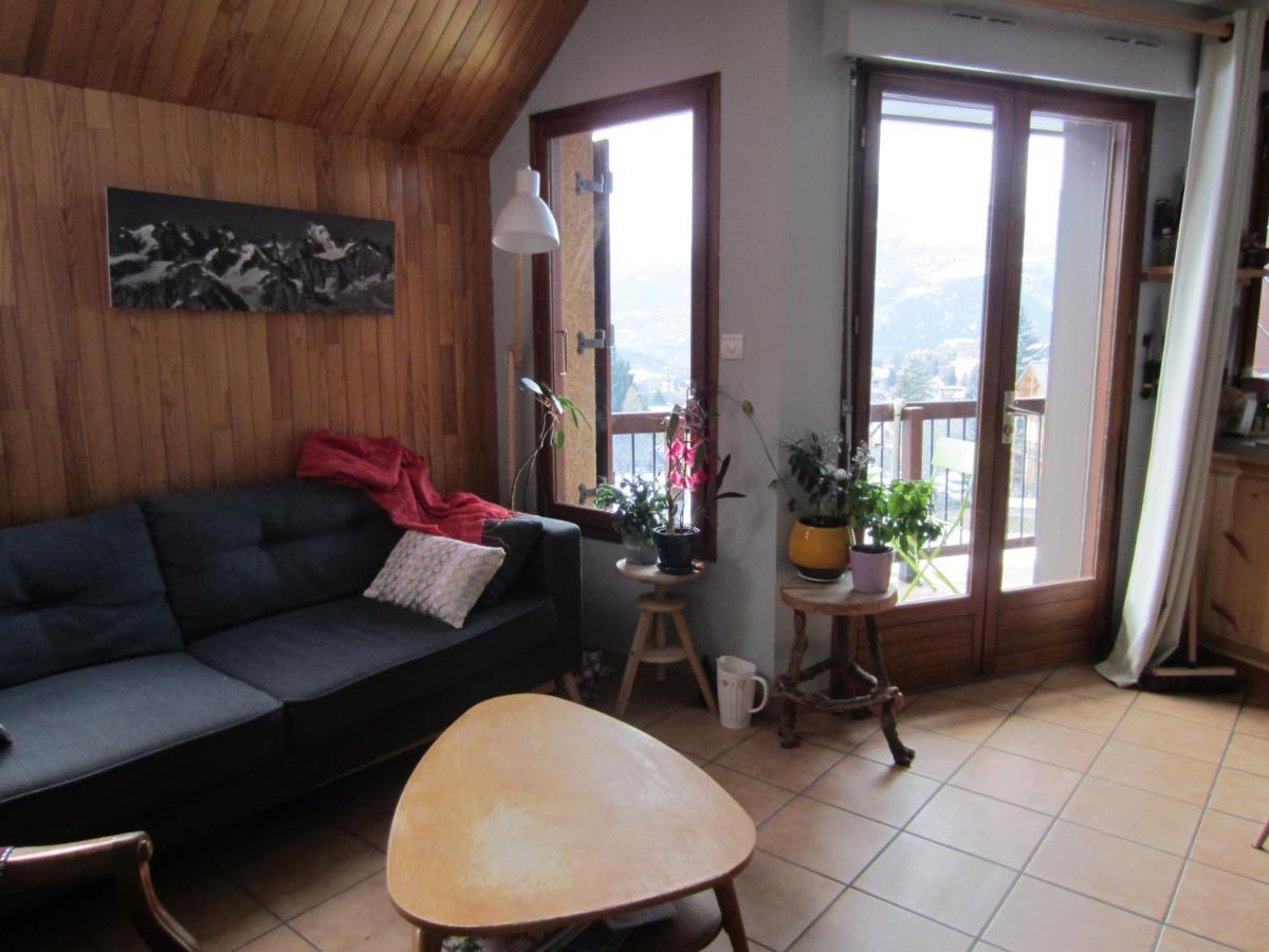 Chez Cat Et Christophe , Chambre Calme Et Lumineuse Chez L'Habitant Avec Vue กิลเลสตร์ ภายนอก รูปภาพ