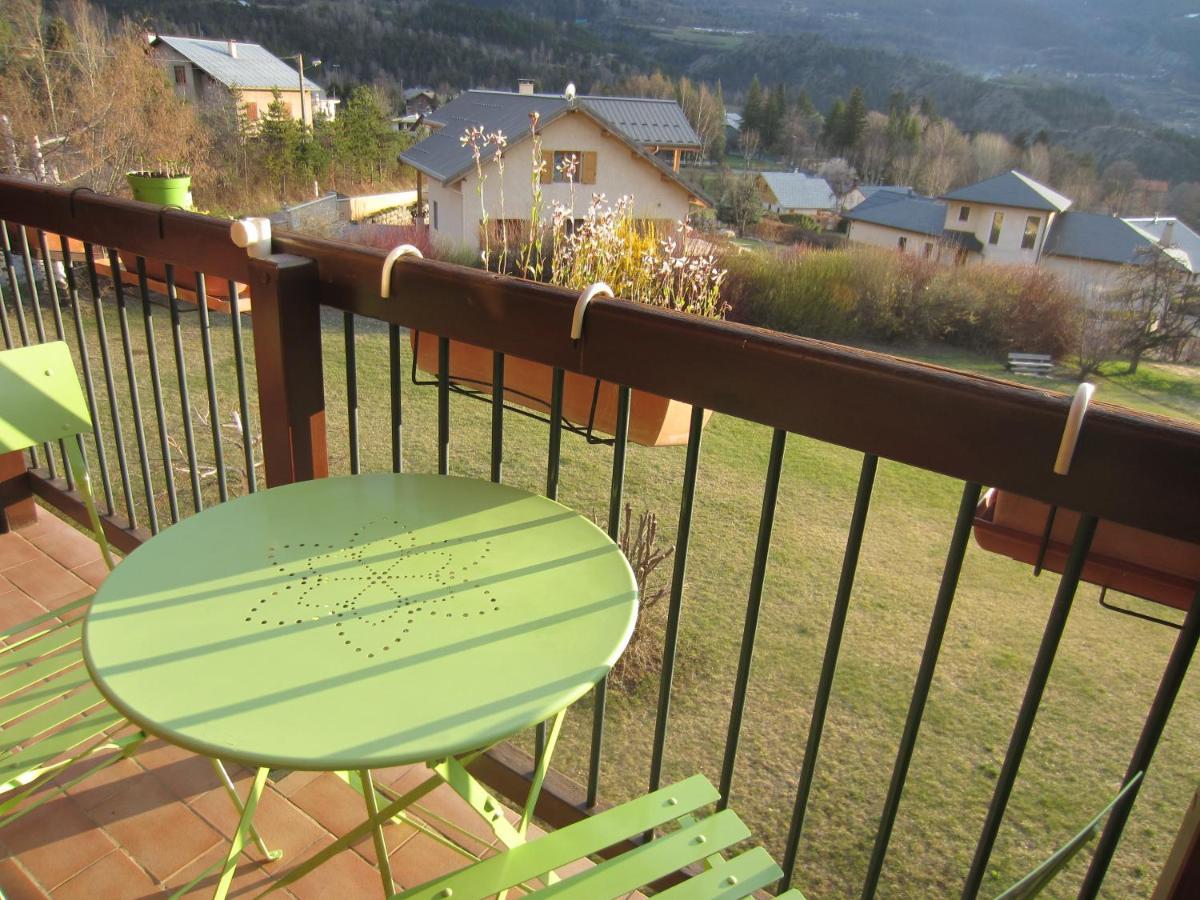 Chez Cat Et Christophe , Chambre Calme Et Lumineuse Chez L'Habitant Avec Vue กิลเลสตร์ ภายนอก รูปภาพ